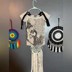 Too Fast Brand Tight Fitted Graphic Top Off the Shoulder with Tie Shoulders 🪷